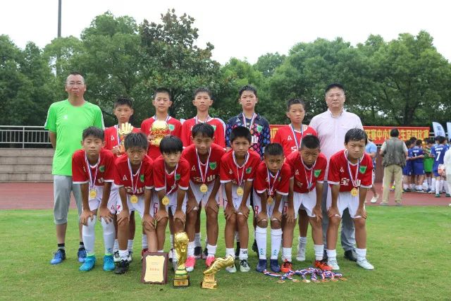 阿尔特塔：斯特林也伤缺数周 膝盖明天做检查